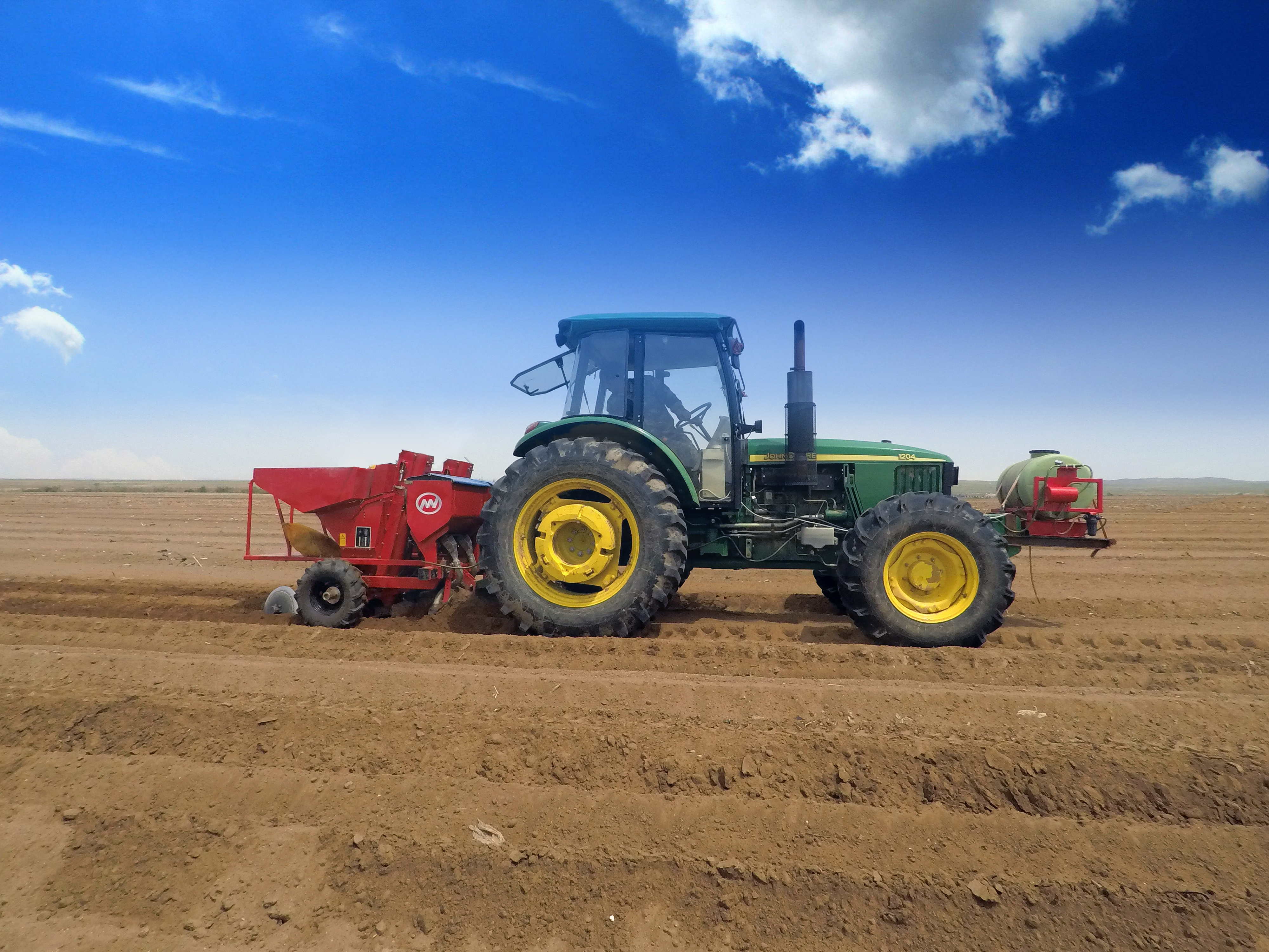 1220A馬鈴薯種植機1-8